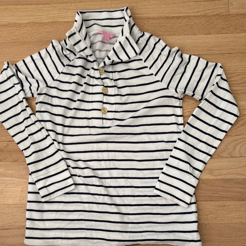 Lilly Pulitzer Long Sleeve navy and White top
